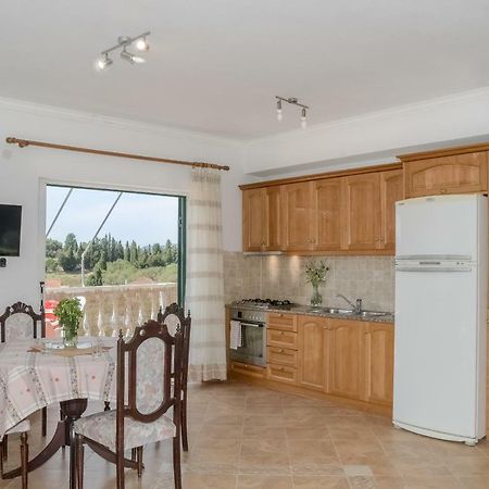 Modern Flat With Beautiful Views In South Of Corfu Apartamento Lefkímmi Exterior foto