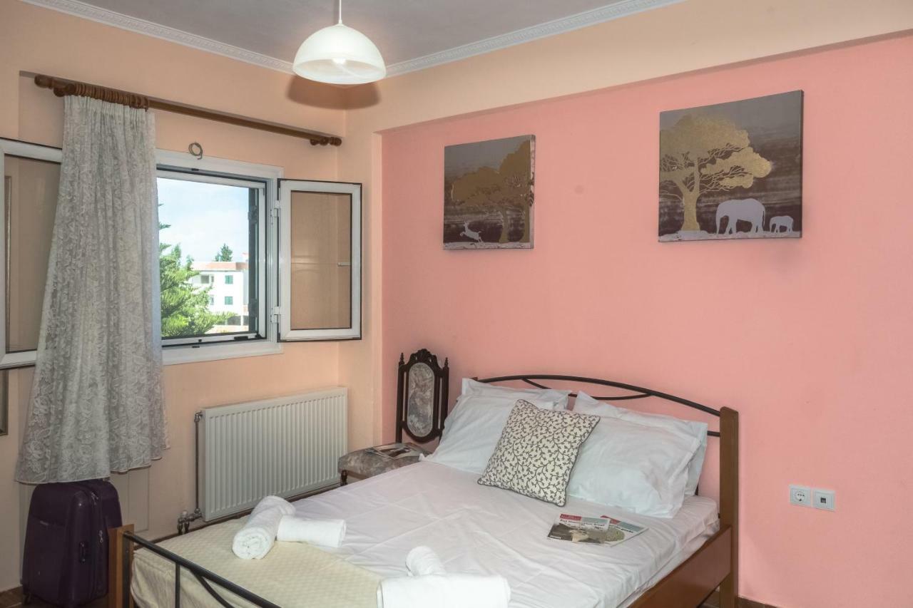 Modern Flat With Beautiful Views In South Of Corfu Apartamento Lefkímmi Exterior foto
