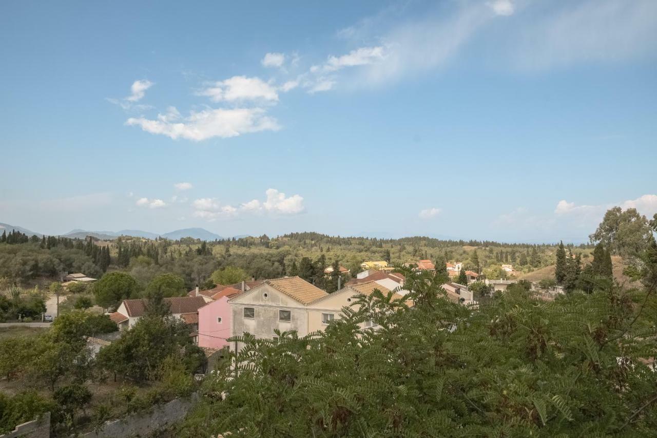 Modern Flat With Beautiful Views In South Of Corfu Apartamento Lefkímmi Exterior foto